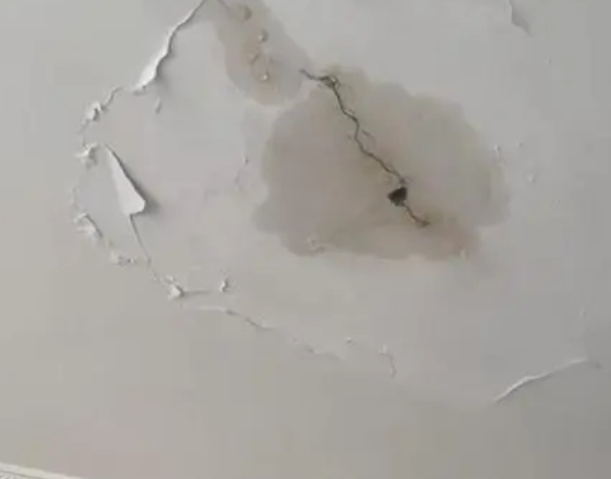 临西阳台漏水维修公司分享下屋面防水工程质量问题原因分析